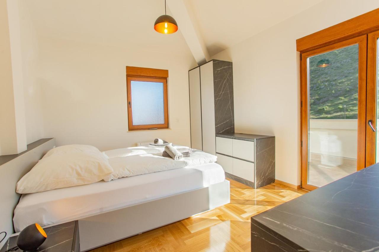 Exclusive Penthouse Old Town With Sauna And Jacuzzi Mostar Kültér fotó